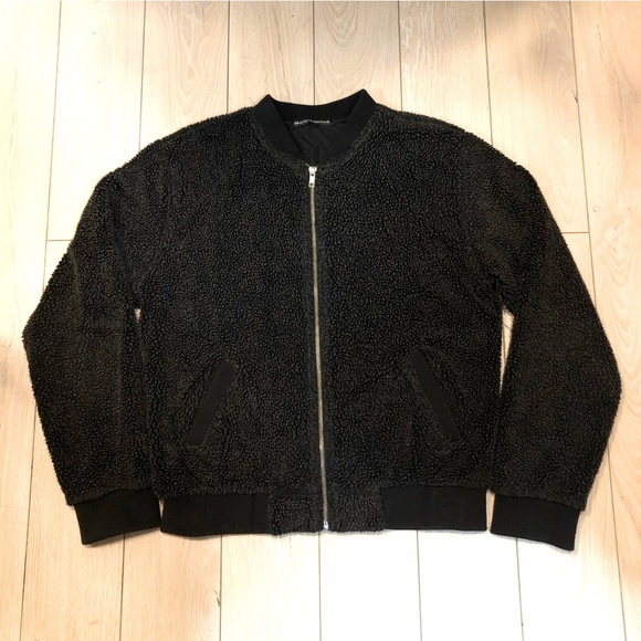 Brandy Melville Jennifer Sherpa Jacket in Black - Picture 2 of 12